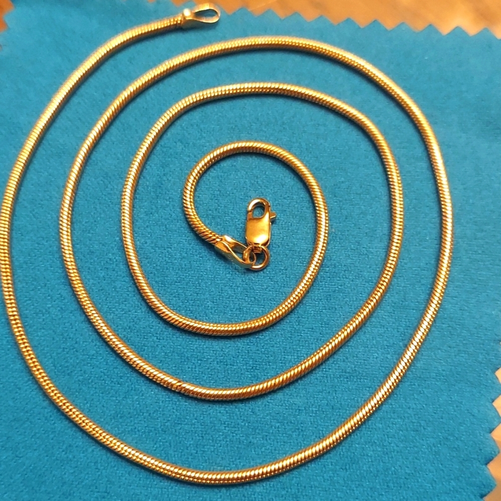 14K gold solid snake chain